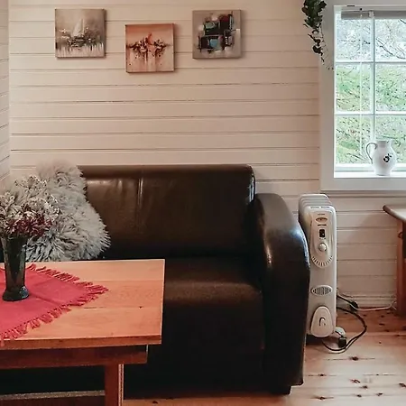 1 Bedroom Front In Valen (Hordaland)
